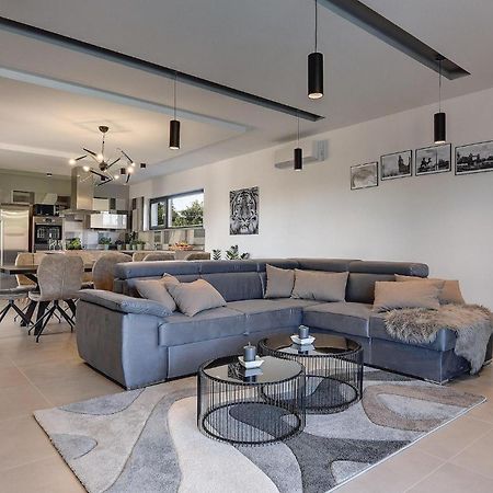 Villa Ula Pula Ngoại thất bức ảnh